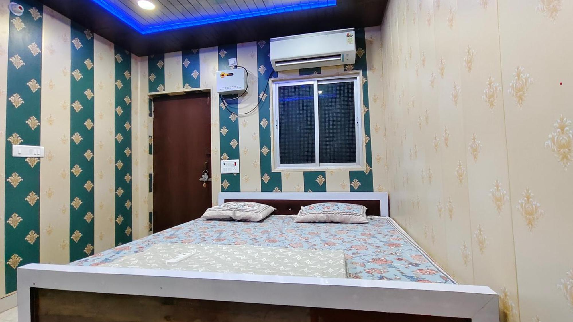 Hotel Raju Homestay Ayodhya 150 Meters From Shree Ram Janmbhoomi Temple 200 Meters From Ayodhya Dham Railway Station Exterior foto
