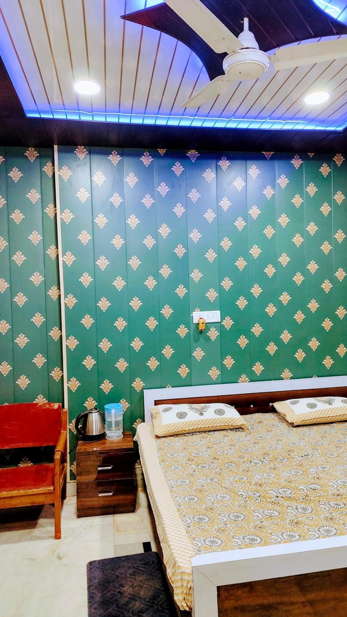 Hotel Raju Homestay Ayodhya 150 Meters From Shree Ram Janmbhoomi Temple 200 Meters From Ayodhya Dham Railway Station Exterior foto