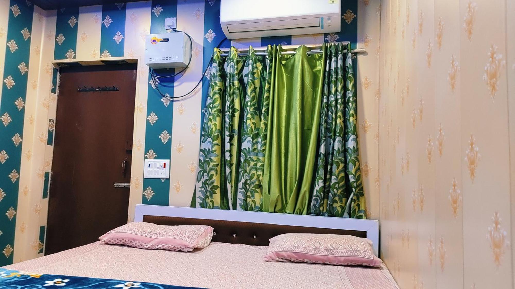 Hotel Raju Homestay Ayodhya 150 Meters From Shree Ram Janmbhoomi Temple 200 Meters From Ayodhya Dham Railway Station Exterior foto